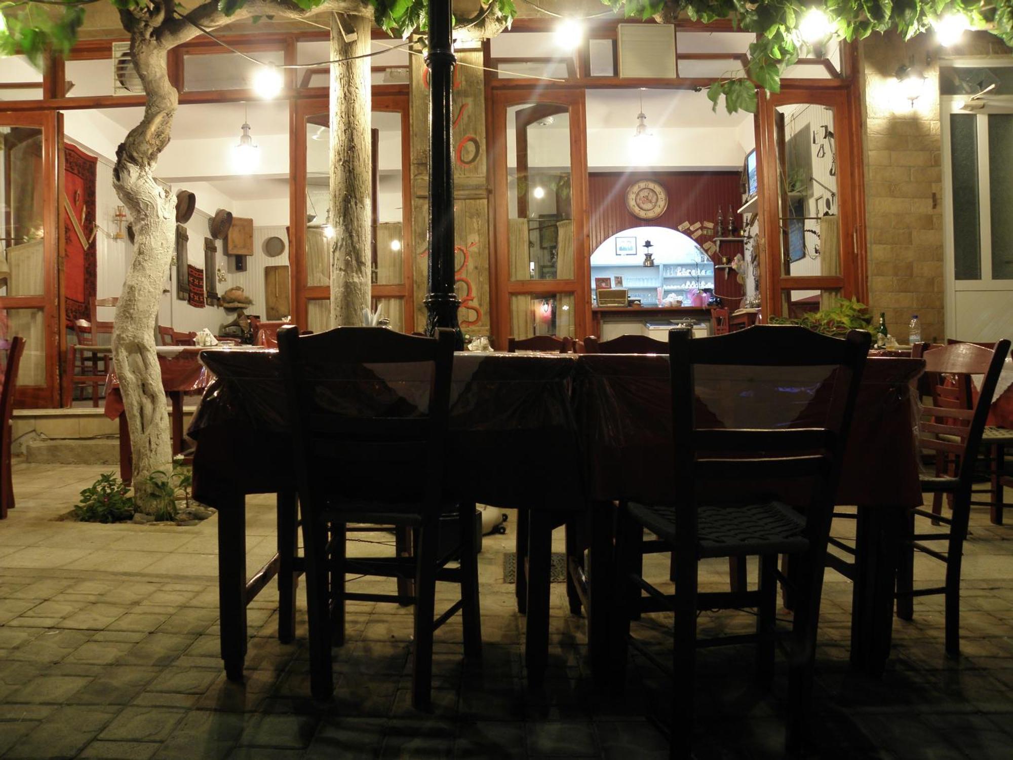 Megim Hotel Paleohóra Kültér fotó