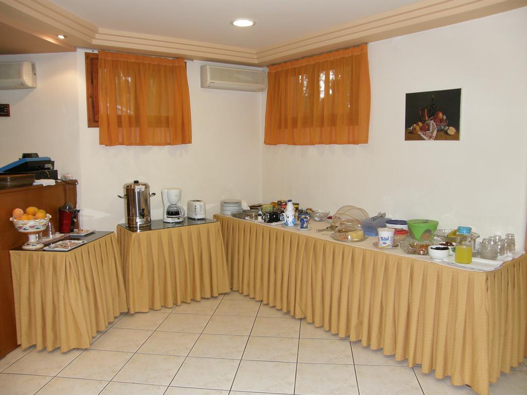 Megim Hotel Paleohóra Kültér fotó