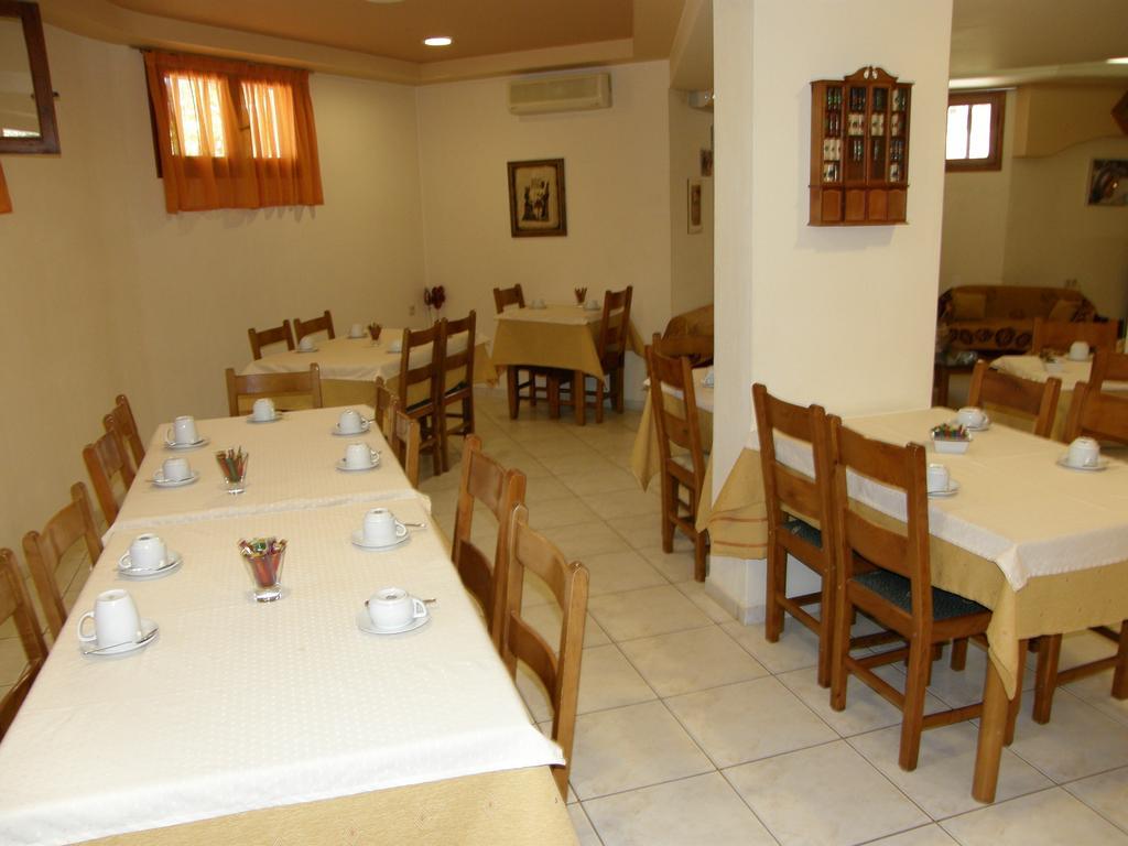 Megim Hotel Paleohóra Kültér fotó