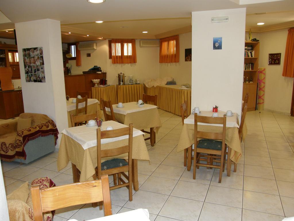 Megim Hotel Paleohóra Kültér fotó