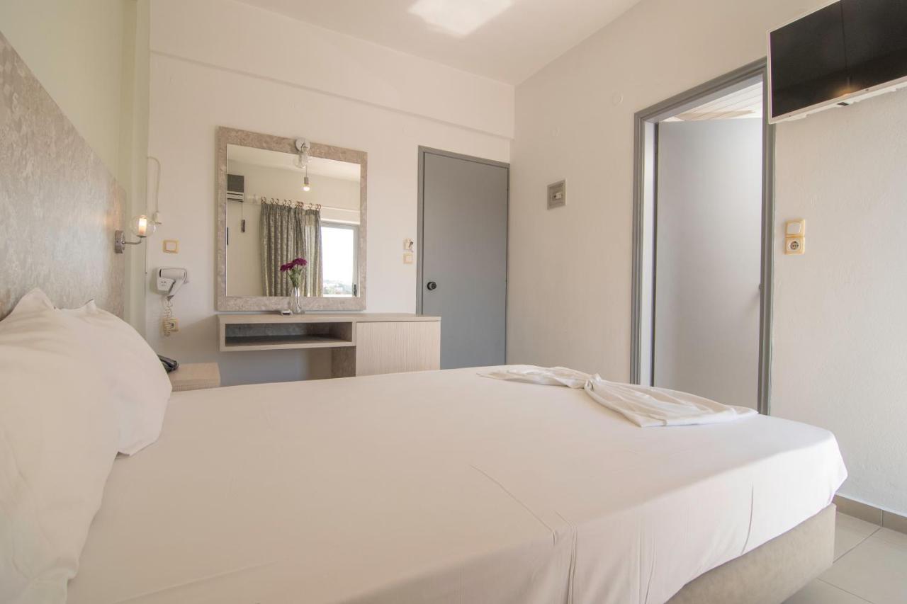 Megim Hotel Paleohóra Kültér fotó