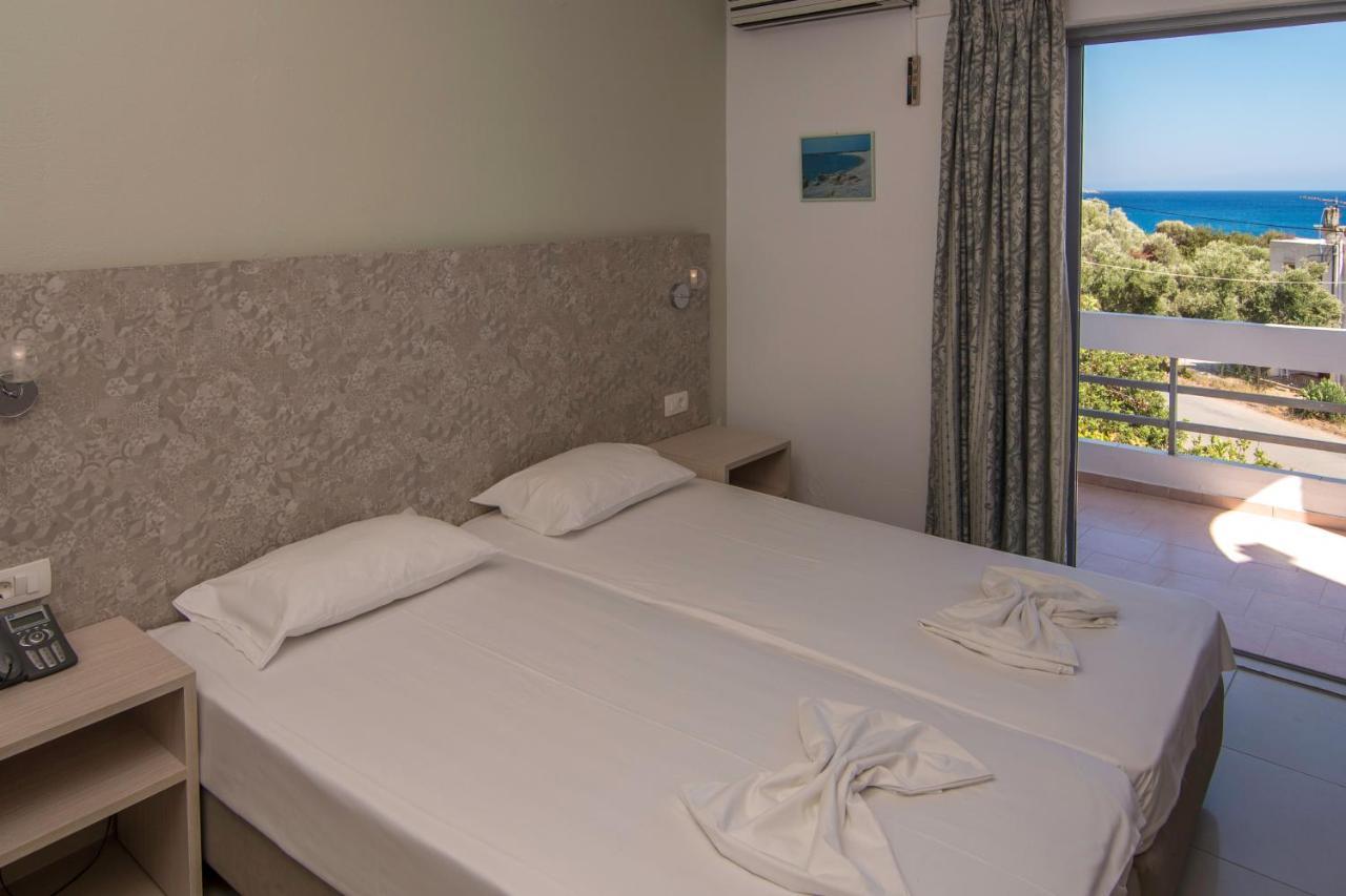 Megim Hotel Paleohóra Kültér fotó