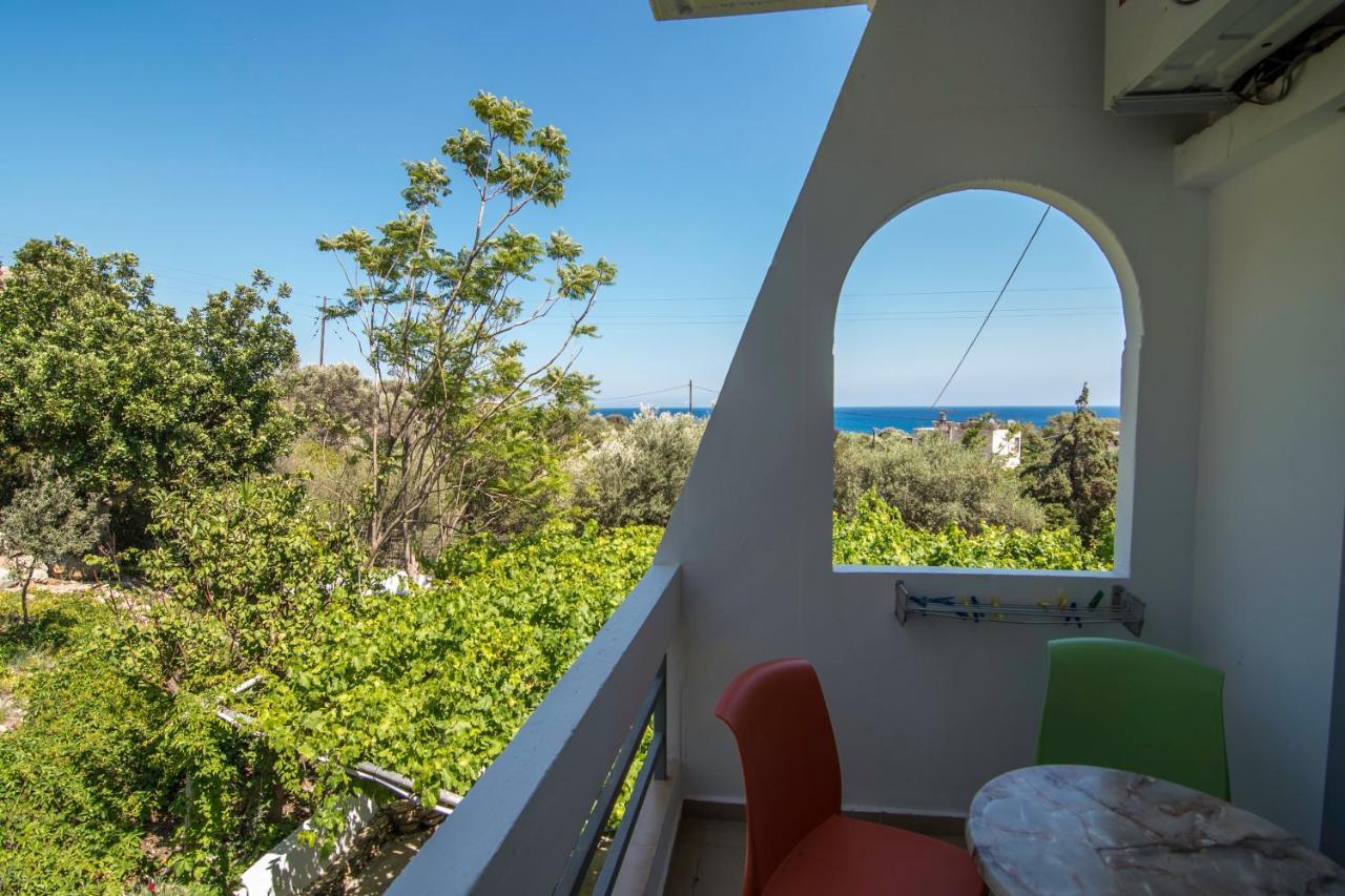 Megim Hotel Paleohóra Kültér fotó