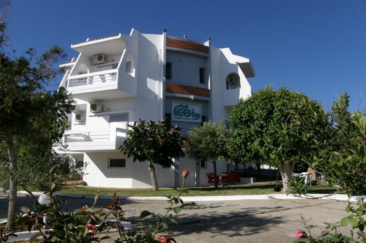Megim Hotel Paleohóra Kültér fotó